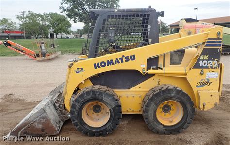 2007 komatsu sk1020 5n skid steer|komatsu sk1020 5 tire size.